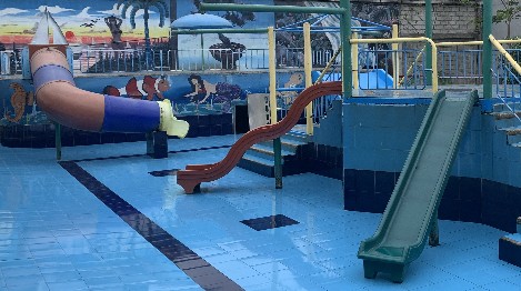 Piscina - Hotel Su Majestad